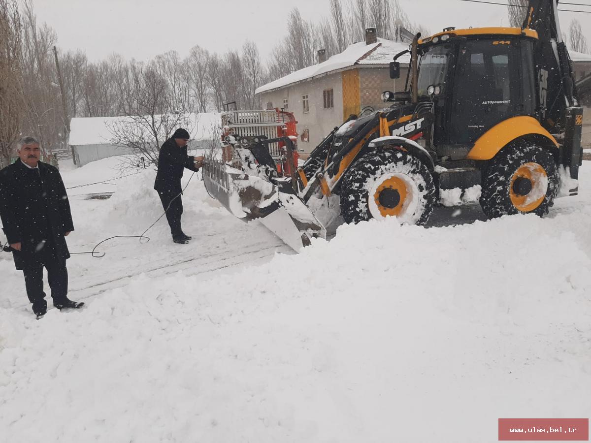 Ulaş'ta kar mücadele çalışmaları